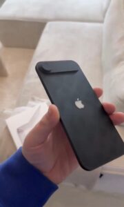 Apple-iPhone-17-Air-dummy-image-1